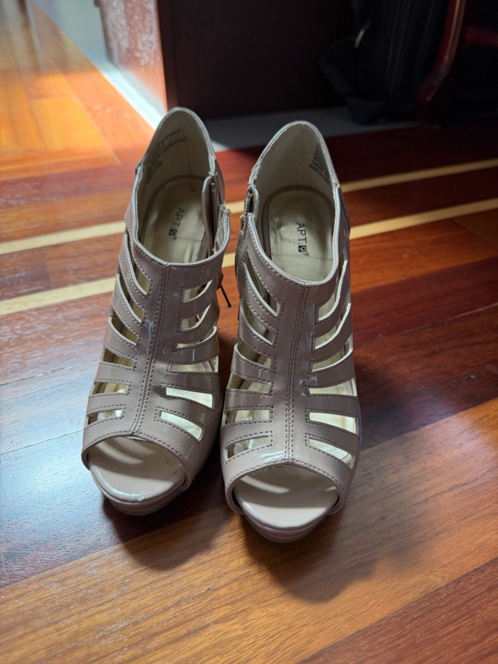 Apt. 9 Women's Taupe Strappy Peep-Toe Heels